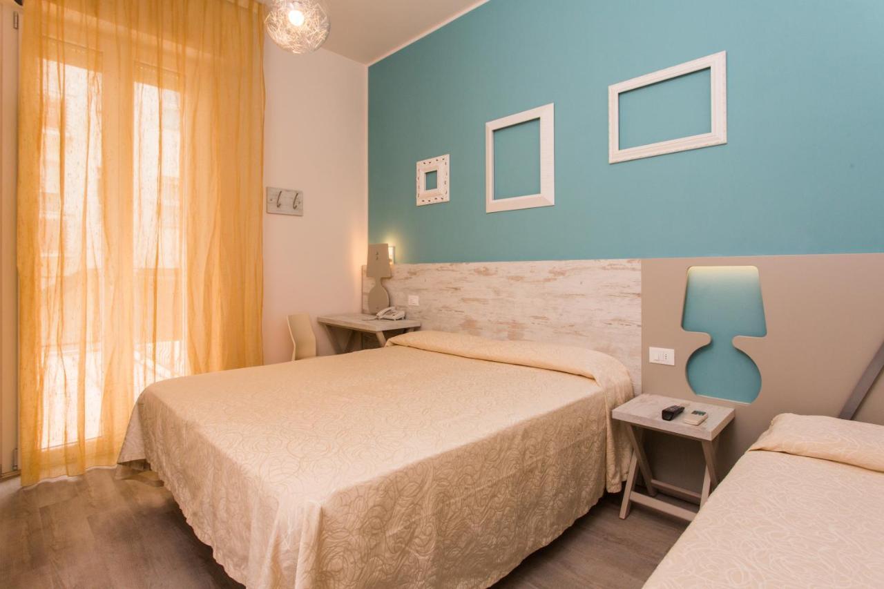 Hotel Trieste Cesenatico Quarto foto